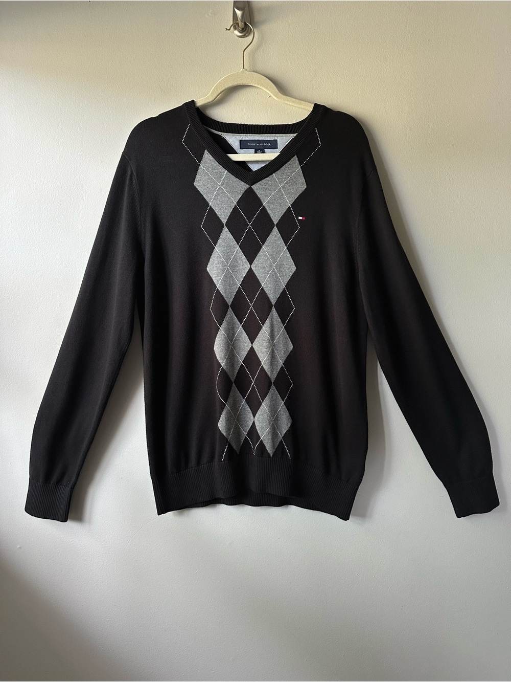Tommy Hilfiger Black Argyle Plaid V-Neck Pullover Cotton Sweater Size M Preppy